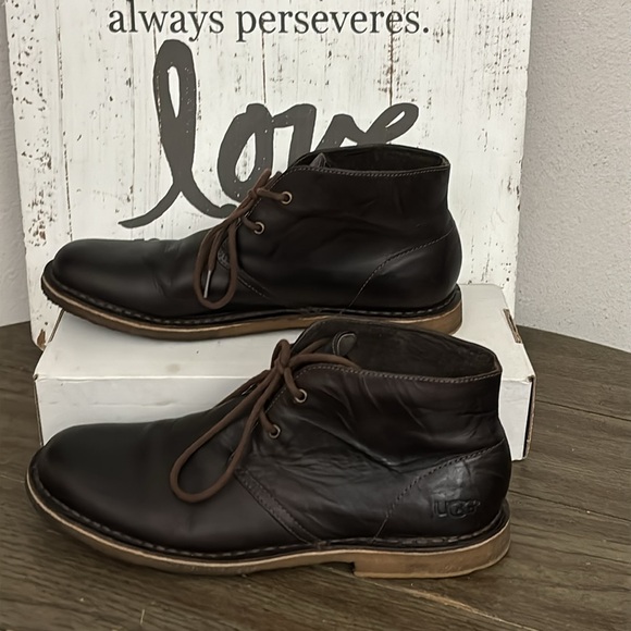 Mens leather Ugg boots - Picture 3 of 11